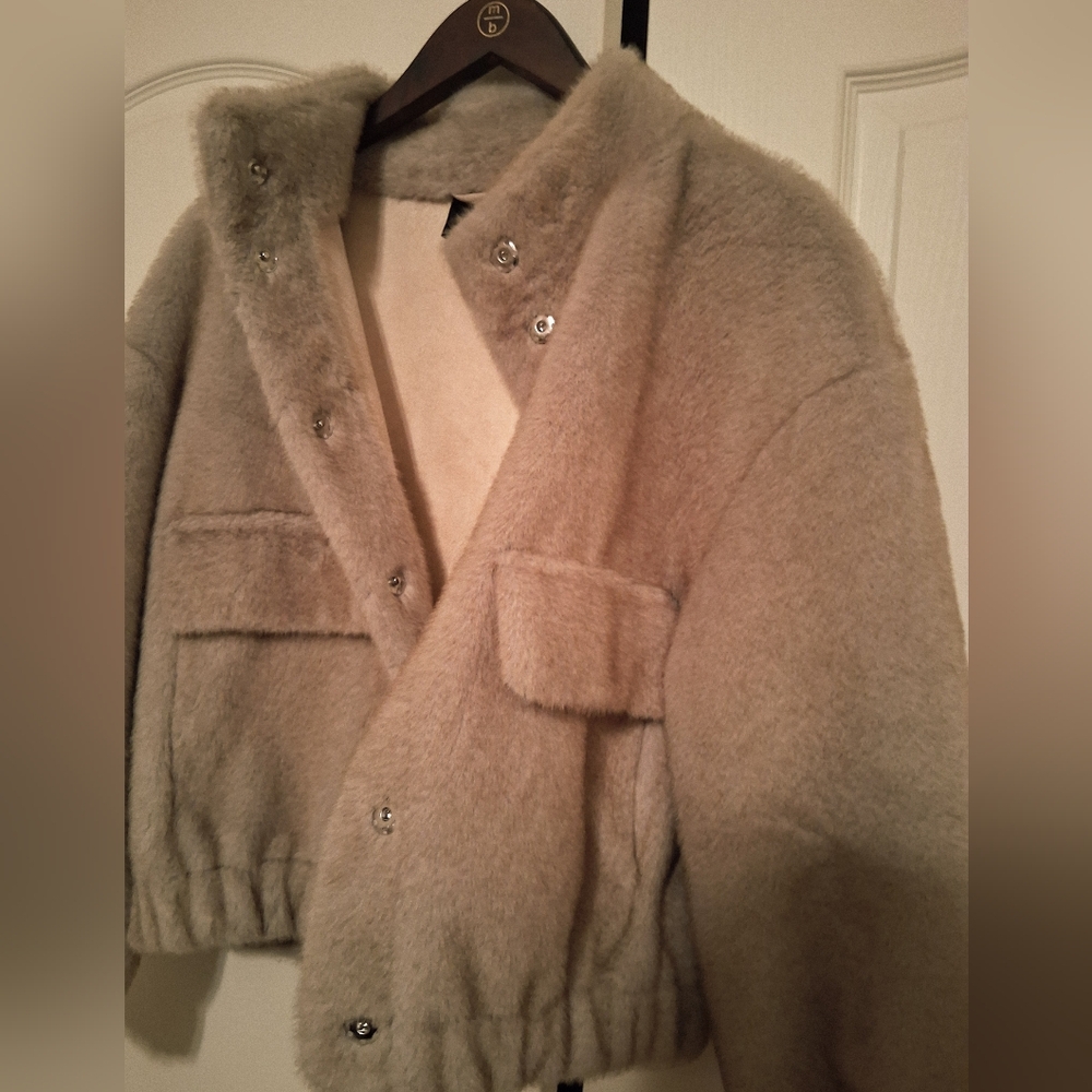 House Of Harlow 1960 Cozy Beige Faux  Mink Jacket XS